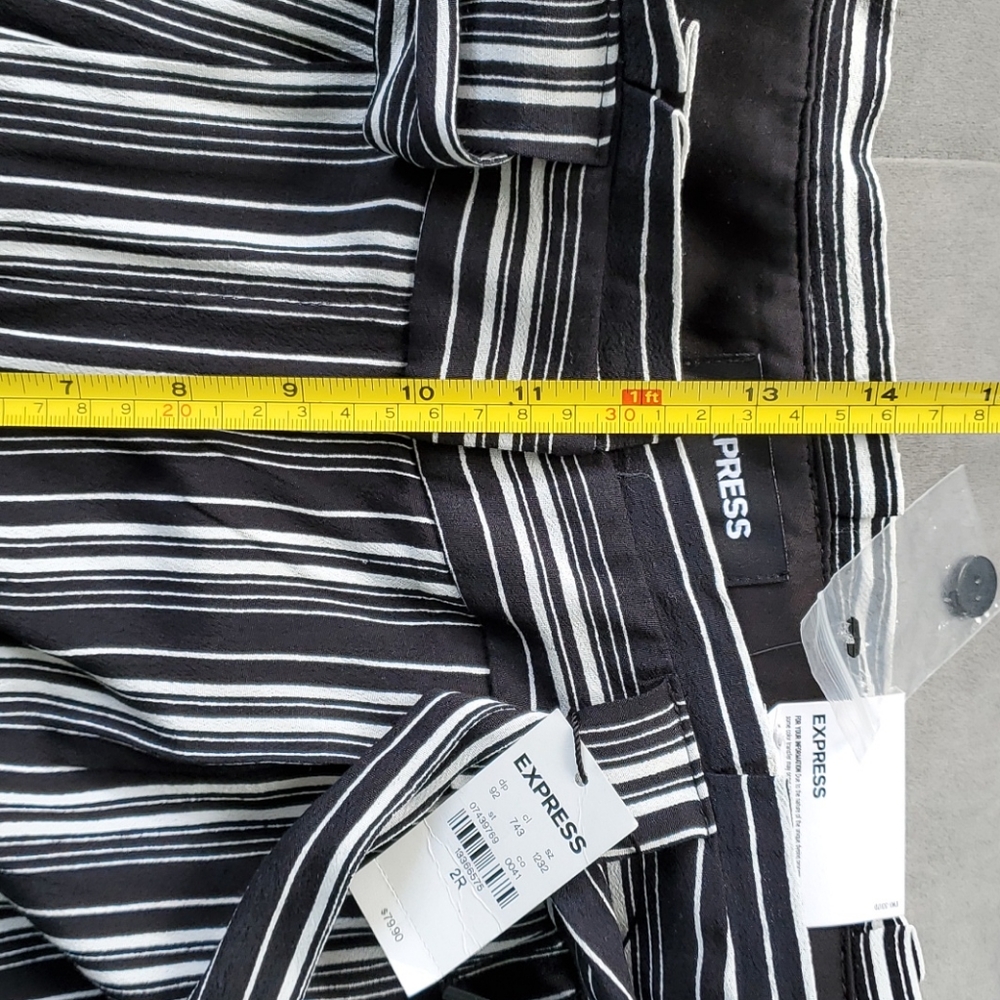 Wide Leg High Rise Slacks Size 2, Tie Belt NWT Express - Picture 12 of 14